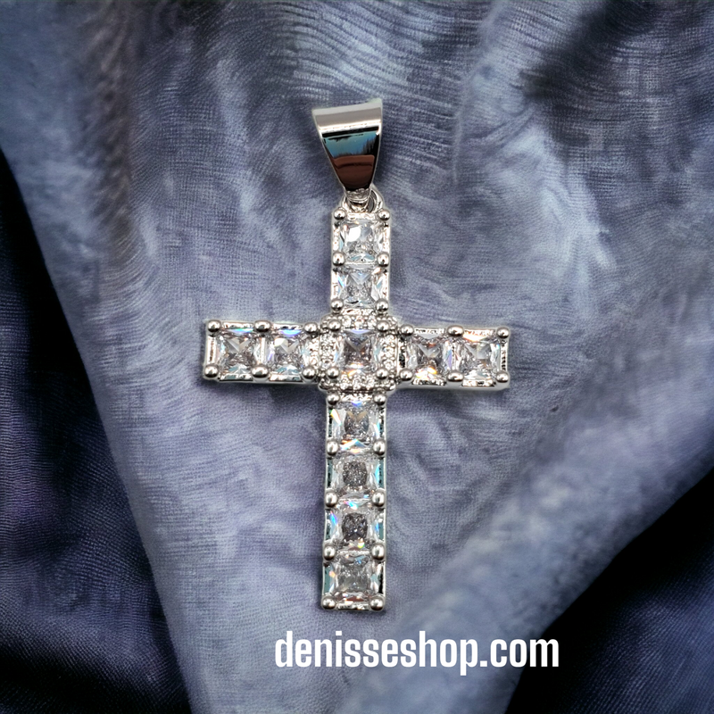 Silver Cross Pendant P35