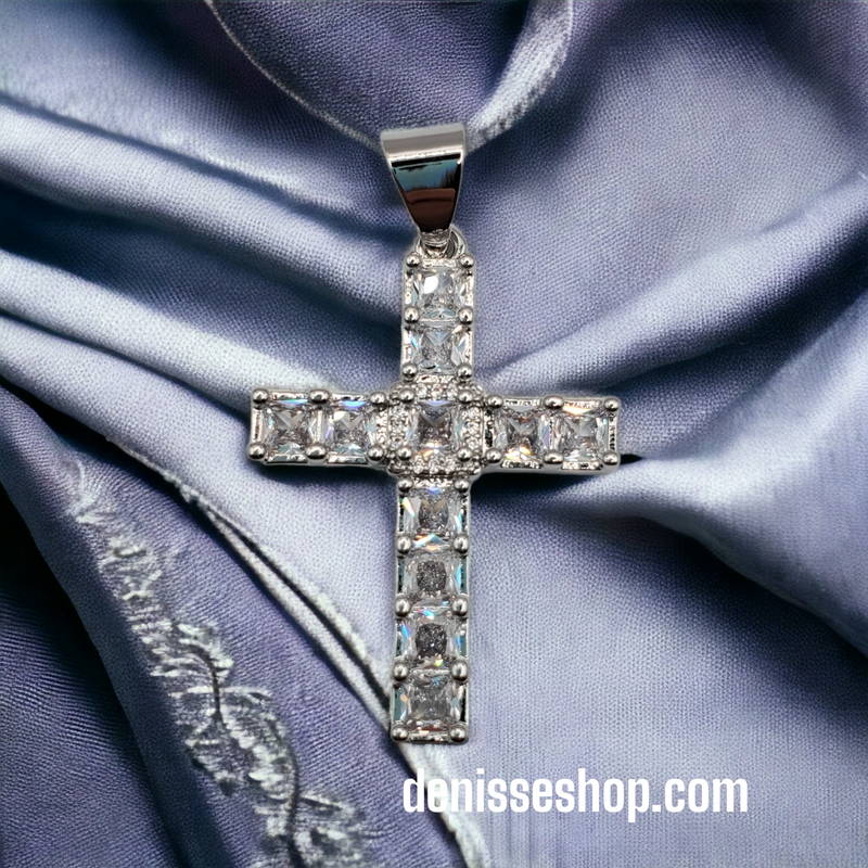 Silver Cross Pendant P35