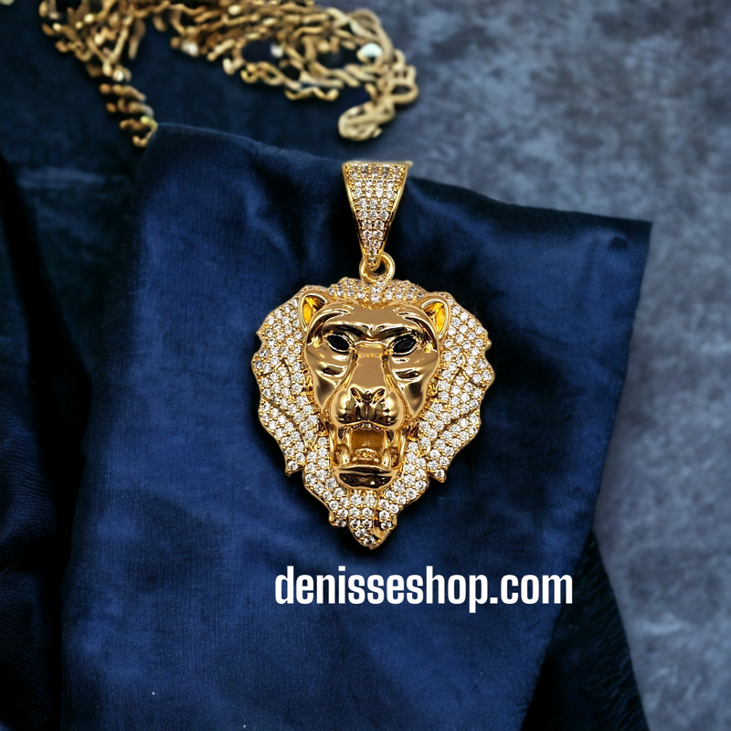 Lion Pendant P105