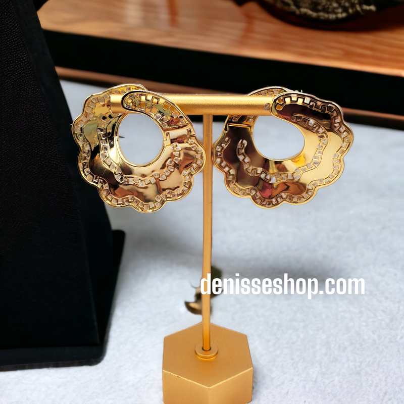 GOLD HOOPS HP77