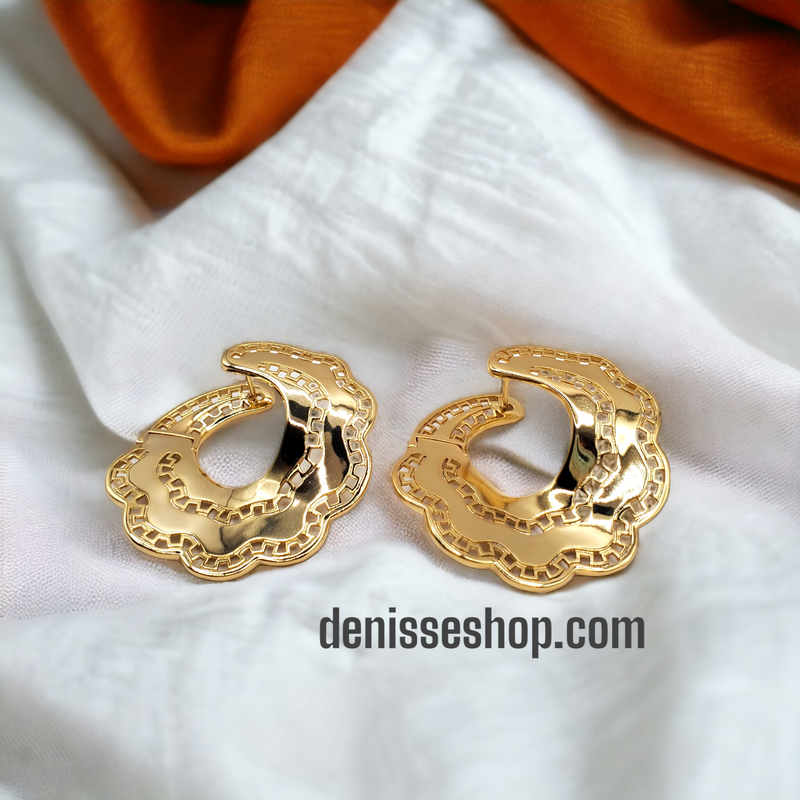 GOLD HOOPS HP77