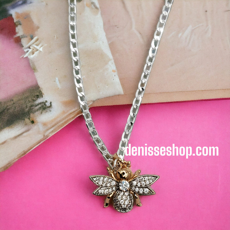 Bee Pendant P130