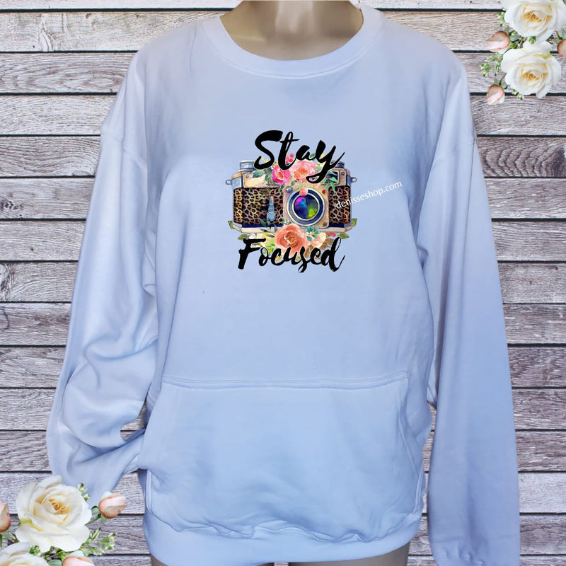 DENISSE BOUTIQUE SWEATSHIRT STAY FOCUSED SN019