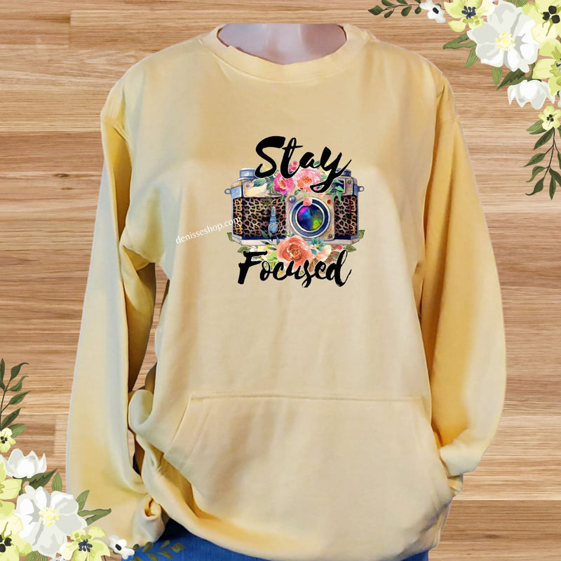 DENISSE BOUTIQUE SWEATSHIRT STAY FOCUSED SN019